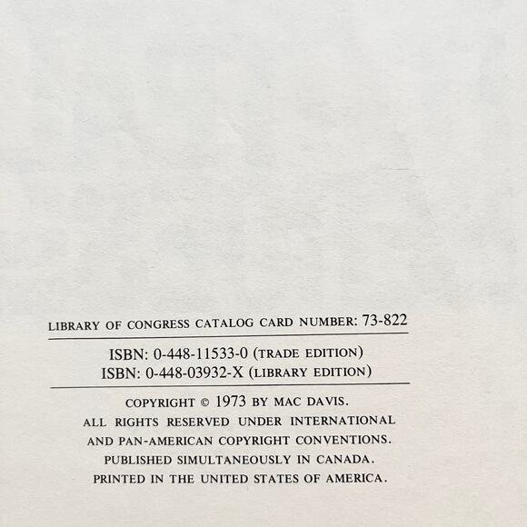 100 Greatest Football Heroes (Illustrated True Books) - Picture 5 of 13